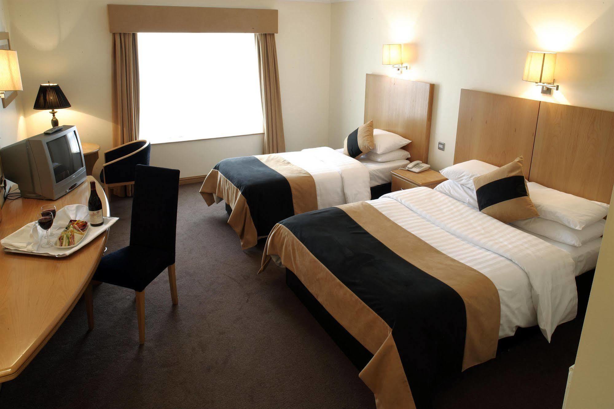 Castlereagh La Mon Hotel & Country Club חדר תמונה
