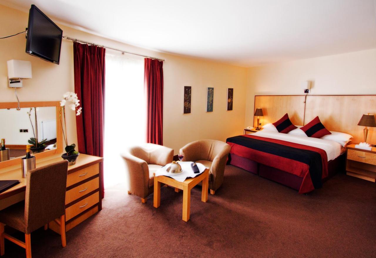 Castlereagh La Mon Hotel & Country Club מראה חיצוני תמונה